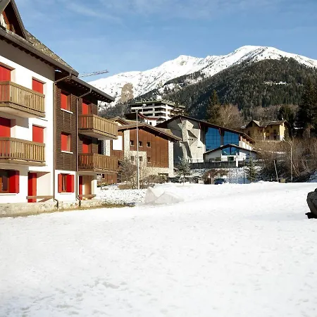 Residenze Holiday Park By Halldis Ponte Di Legno Exterior photo